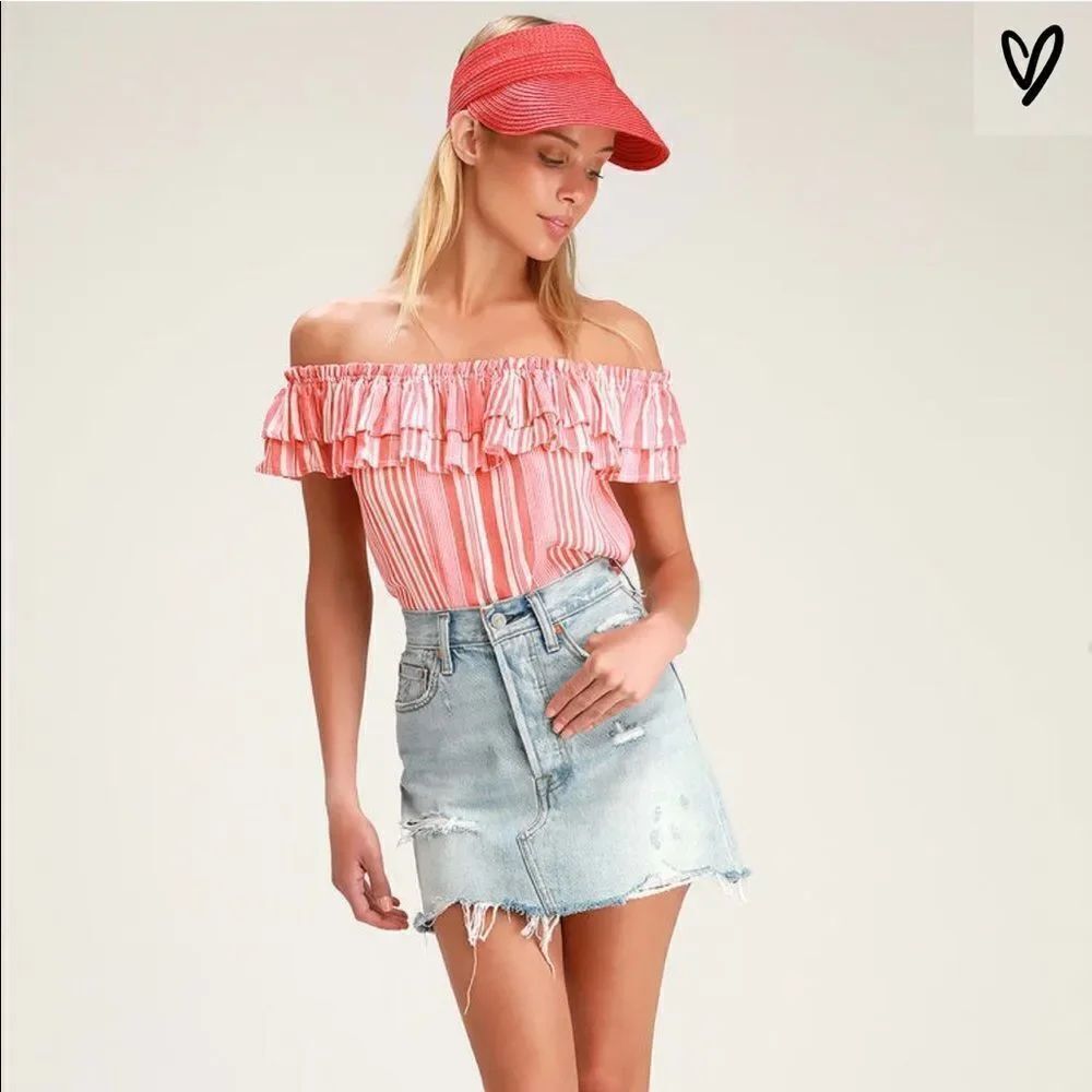 Lulu’s Striped Off Shoulder Crop Top Small - Picture 2 of 8